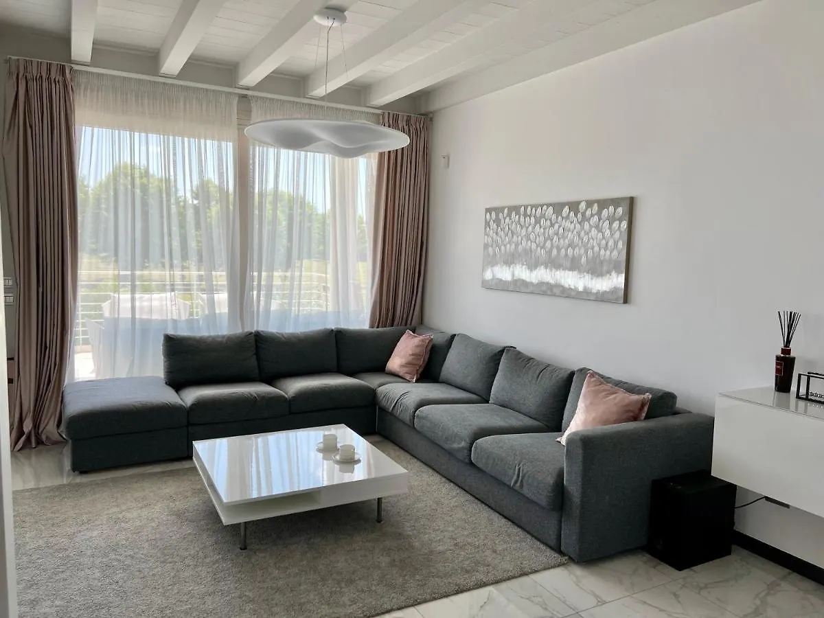 Paganini Suites And Apartments Sirmione