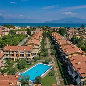 Discovery Flat With Pool & Bikes Apartment