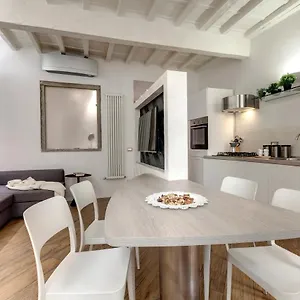 mamo-florence-rosa-apartment.it-tuscanyhotel.com/