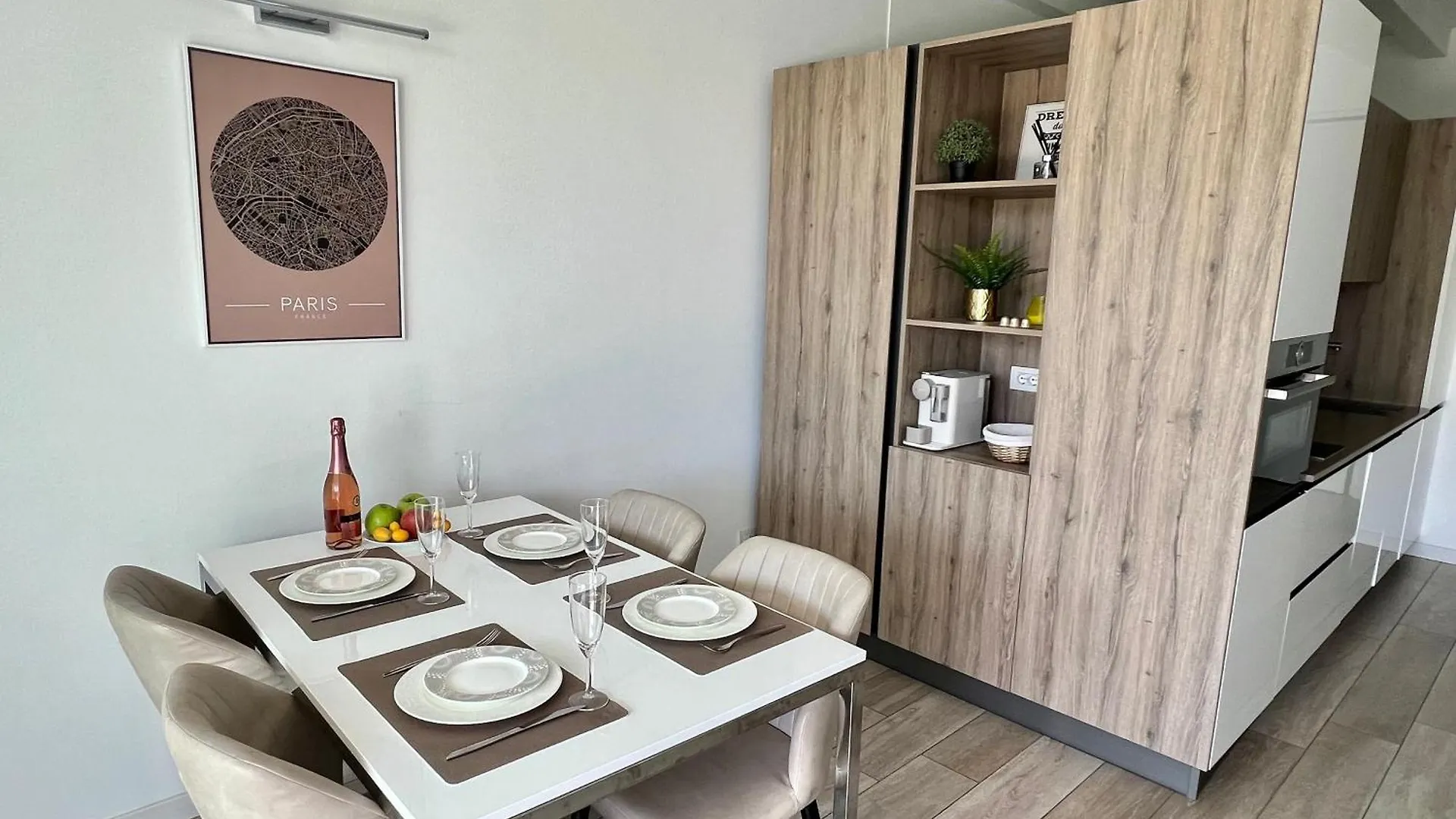 Paganini Suites And Apartments Сирмионе Италия